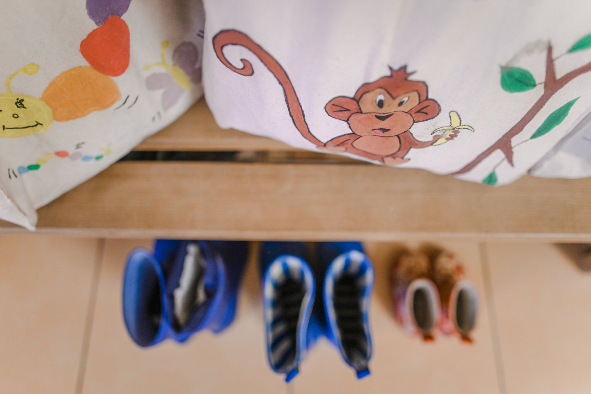 Schuhe im Spielhuus